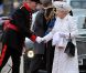 Elizabeth II avait réuni autour d'elle sur la barge royale Spirit of Chartwell le duc d'Edimbourg, le prince Charles et Camilla Parker Bowles, le prince William et Catherine, duchesse de Cambridge (Kate Middleton), et le prince Harry, pour la parade fluviale sur la Tamise du jubilé de diamant, le 3 juin 2012.