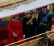 Elizabeth II avait réuni autour d'elle sur la barge royale Spirit of Chartwell le duc d'Edimbourg, le prince Charles et Camilla Parker Bowles, le prince William et Catherine, duchesse de Cambridge (Kate Middleton), et le prince Harry, pour la parade fluviale sur la Tamise du jubilé de diamant, le 3 juin 2012.
