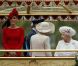 Elizabeth II avait réuni autour d'elle sur la barge royale Spirit of Chartwell le duc d'Edimbourg, le prince Charles et Camilla Parker Bowles, le prince William et Catherine, duchesse de Cambridge (Kate Middleton), et le prince Harry, pour la parade fluviale sur la Tamise du jubilé de diamant, le 3 juin 2012.