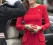 Kate Middleton, presque plus rouge que la barge royale Spirit of Chartwell, a bien failli éclipser Elizabeth II lors de la parade fluviale sur la Tamise pour le jubilé de diamant de la reine, à Londres, le 3 juin 2012.