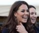 La somptueuse Kate Middleton a accueilli 150 enfants issus de l'une de ses associations caritatives, The Art Room, au théâtre. Était jouée la pièce The Lion, the Witch and The Wardrobe de C.S Lewis à Londres, le 15 juin 2012