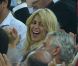 Shakira souriante dans les tribunes de la Gdansk Arena en Pologne lors de la rencontre entre l'Espagne et la Croatie le 18 juin 2012 durant l'Euro 2012