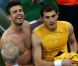 Gerard Piqué et Iker Casillas lors du match entre l'Espagne et la Croatie le 18 juin 2012 à la Gdansk Arena dans le cadre de l'Euro en Pologne