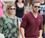 Ryan Golsing et Eva Mendes dans le parc d'attraction des chutes du Niagara, en juin 2012.