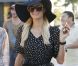 Paris Hilton s'offre une séance de shopping à Los Angeles, le samedi 30 juin 2012.