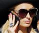 Paris Hilton, téléphone à l'oreille, à Los Angeles, le samedi 30 juin 2012.