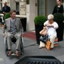 Mimie Mathy, ange gardien du séduisant Philippe Caroit, handicapé