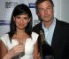 Alec Baldwin et son épouse Hilaria : Première sortie (arrosée) pour les mariés