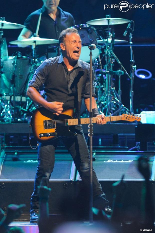 Bruce Springsteen et le E Street Band à Paris-Bercy le 4 juillet 2012, étape de la tournée  Wreckling Ball Tour .