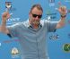 Jean Reno honoré : Il succède à Jessica Alba et Nicolas Cage sous le soleil