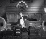 Bob Sinclar : Pour 'Groupie', sa transformation en The Artist...