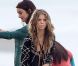 AnnaLynne McCord, Jessica Stroup et Jessica Lowndes sur le tournage de la série 90210 sur la plage de Malibu, le 24 juillet 2012