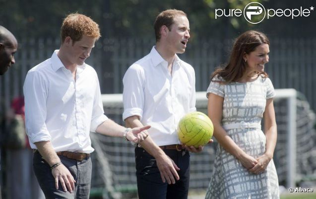 CASA REAL BRITÁNICA - Página 60 903765-kate-middleton-le-prince-william-et-le-637x0-1