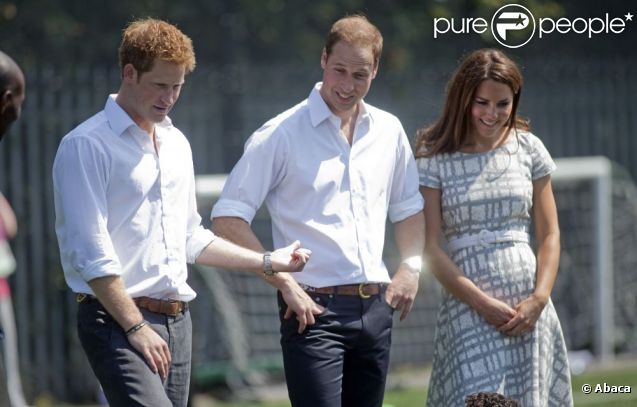 CASA REAL BRITÁNICA - Página 60 903770-kate-middleton-le-prince-william-et-le-637x0-2