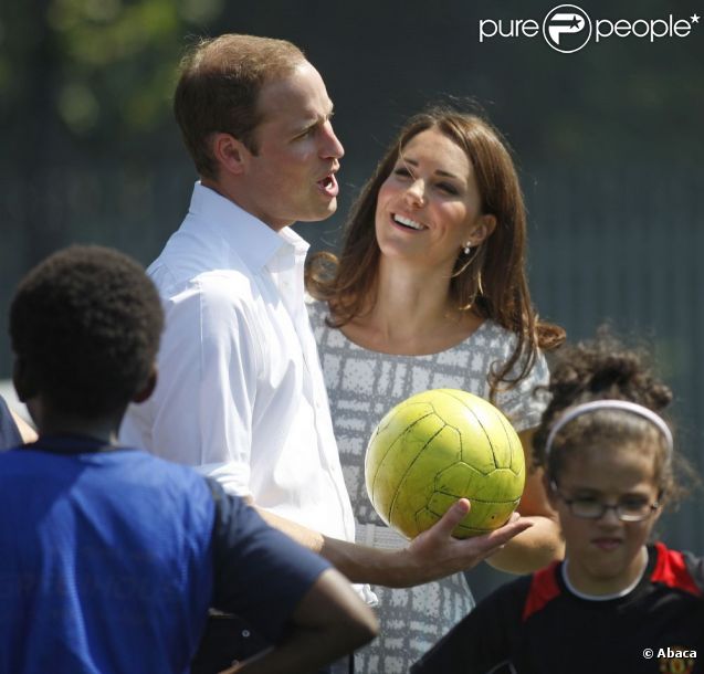 CASA REAL BRITÁNICA - Página 59 903781-kate-middleton-le-prince-william-et-le-637x0-2