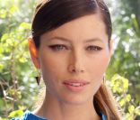 Jessica Biel fiancée: Le mariage attendra mais la promo de Total Recall continue