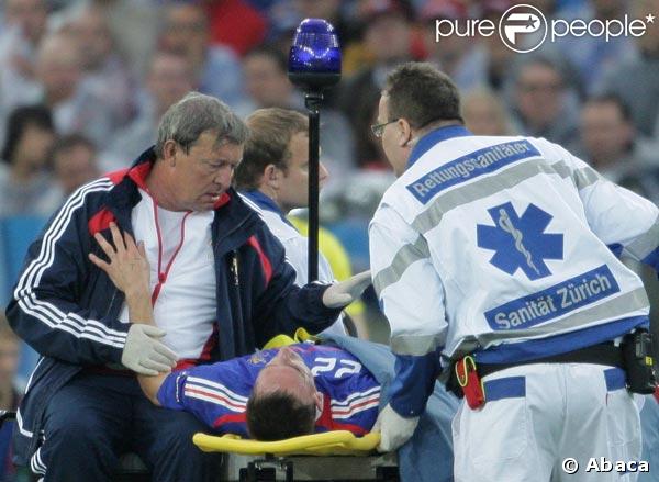 Franck Ribery blessé pndant le match France Italie