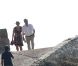 François Hollande et Valérie Trierweiler se promènent au Fort de Brégançon, le vendredi 3 août 2012.