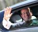 François Hollande, à bord de sa Citroën, quitte Bormes-les-Mimosas pour rentrer au Fort de Brégançon, le vendredi 3 août 2012.