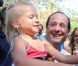 Bain de foule à Bormes-les-Mimosas pour François Hollande et Valérie Trierweiler, le vendredi 3 août 2012.