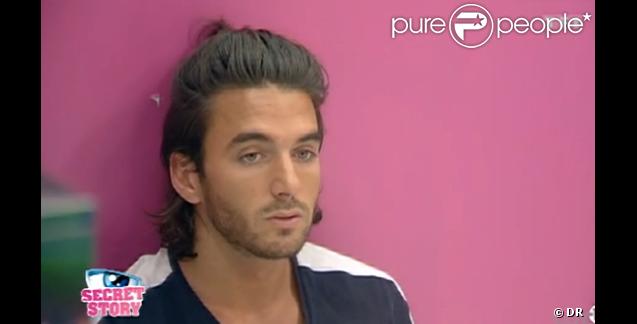 Thomas avoue à Nadège que c'était une mission dans Secret Story 6