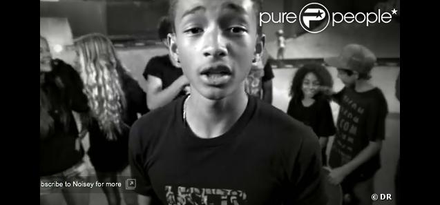 Jaden Smith dans son clip Pumped up kicks (Like Me).