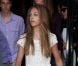 Sistine Stallone va au restaurant en famille à Paris le 10 août 2012