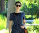 Emmy Rossum, charmante dans une tenue estivale, se promène dans un parc de Los Angeles. Le 15 août 2012