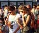 Louis du groupe One Direction avec sa petite amie Eleanor assistent au V Festival, le samedi 18 août 2012.