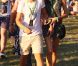 Louis du groupe One Direction avec sa petite amie Eleanor assistent au V Festival, le samedi 18 août 2012.