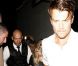 Fergie et Josh Duhamel ont du fendre une foule compacte de photographes à la sortie du restaurant Craig à Los Angeles le 21 août 2012