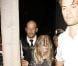 Fergie et Josh Duhamel ont du fendre une foule compacte de photographes à la sortie du restaurant Craig à Los Angeles le 21 août 2012