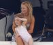 L'année dernière, Geri Halliwell et sa fille Bluebell profitait déjà un yatch dans le sud de la France, le 17 juin 2011.