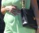  EXCLU : La belle Amber Rose, enceinte, dévoile ses premières formes lorsqu'elle fait du shopping à Los Angeles le 1er septembre 2012 
