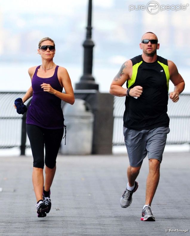 Heidi Klum et son bodyguard à New York en août 2012