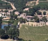 Vue aérienne du domaine de Miraval à Correns qui appartient à Angelina Jolie et Brad Pitt