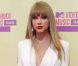 Taylor Swift, habillée d'un ensemble blanc J. Mendel et de sandales Tom Ford, brille au Staples Center lors des MTV Music Awards 2012. Los Angeles, le 6 septembre 2012.