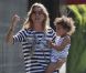 Ellen Pompeo et sa fille Stella le 14 juillet 2012 à Los Angeles