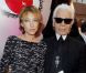 Laura Smet auprès de Karl Lagerfeld qui présente sa collection spéciale pour la marque de cosmétiques Shu Uemura, à Paris, le 11 septembre 2012.