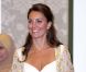 Kate Middleton lors d'un dîner officiel en compagnie du sultan Abdul Halim Mu'adzam Shah de Kedah, roi de Malaisie, lors du séjour du couple princier en Asie du sud-est le 13 septembre 2012 à Kuala Lumpur