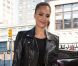 Jessica Alba arrive aux studios Skylight SoHo pour assister au défilé printemps-été 2013 de Ralph Lauren. New York, le 13 septembre 2012.