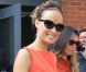 Olivia Wilde, souriante, quitte les studios Skylight SoHo après le défilé printemps-été 2013 de Ralph Lauren. New York, le 13 septembre 2012.