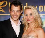 Elodie Gossuin et son époux Bertrand en février 2012.