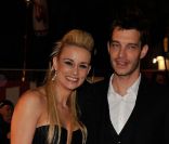 Elodie Gossuin et son époux Bertrand en janvier 2012.