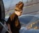 Lady Gaga descend de son jet privé à son arrivée à Londres, le 16 septembre 2012.