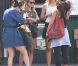 Nicole Richie fête son anniversaire en compagnie de quelques amies sur Hollywood Boulevard, le vendredi 21 septembre 2012.