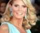 Heidi Klum, superbe en total look turquoise, splendide à Los Angeles pour les Emmy Awards  dans une robe Alexandre Vauthier. Le 23 septembre 2012