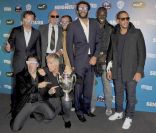Gad Elmaleh, Jean-Pierre Marielle, Kamel le Magicien, Ramzy Bédia, Omar Sy, JoeyStarr, José Garcia et Franck Dubosc lors de l'avant-première du film Les Seigneurs à Paris le 24 septembre 2012