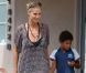 Heidi Klum quitte le centre Therapy Works avec son fils Henry. Los Angeles, le 22 septembre 2012.