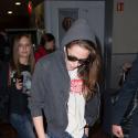Kristen Stewart : Arrivée à Paris avec le sourire, en pleines rumeurs de mariage